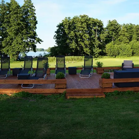 Mueritzhof Direkt Am Wasser Apartament Vipperow